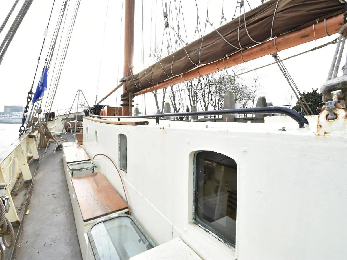 Spacious Yatch Near Forest In 鹿特丹 0*,  荷兰